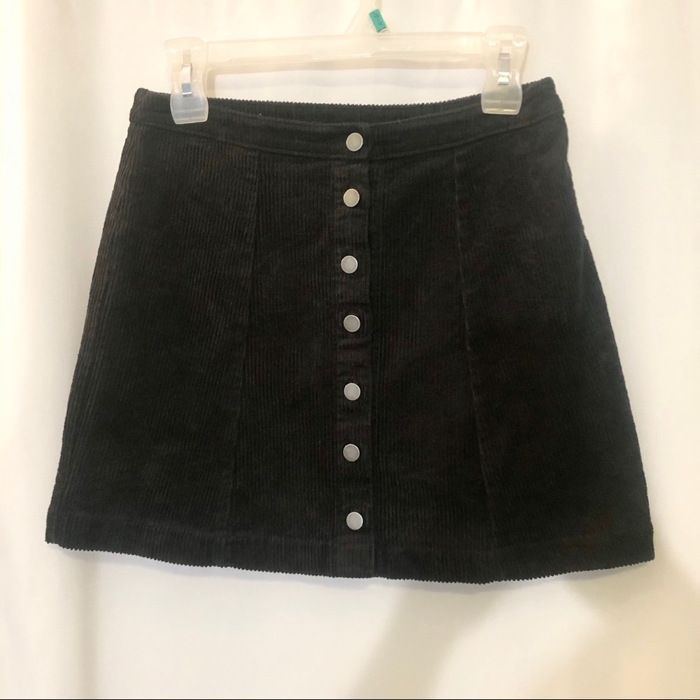 Forever 21 short skirt black with buttons